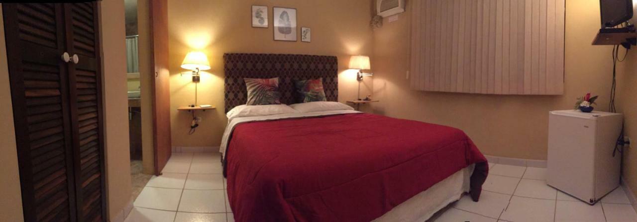 El Pequeno Hotel Canovanas エクステリア 写真