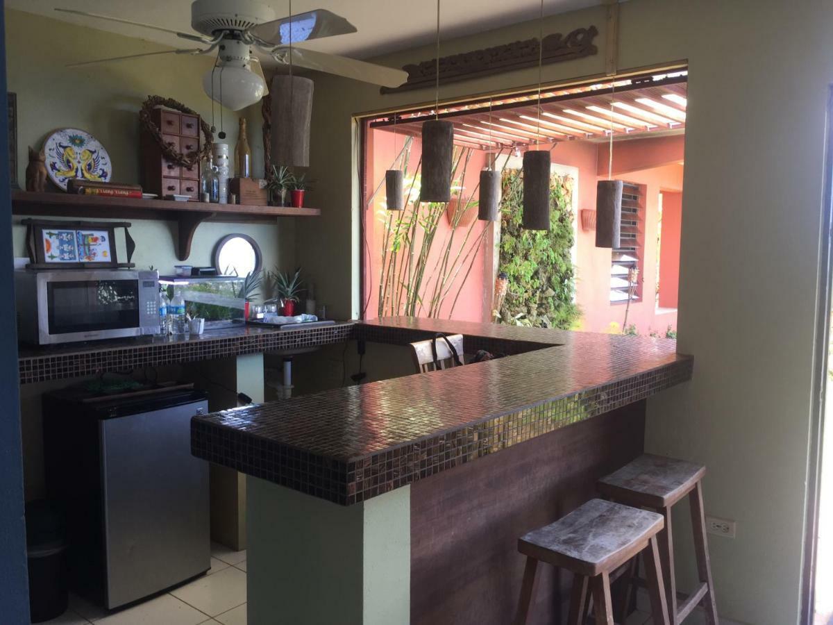 El Pequeno Hotel Canovanas エクステリア 写真